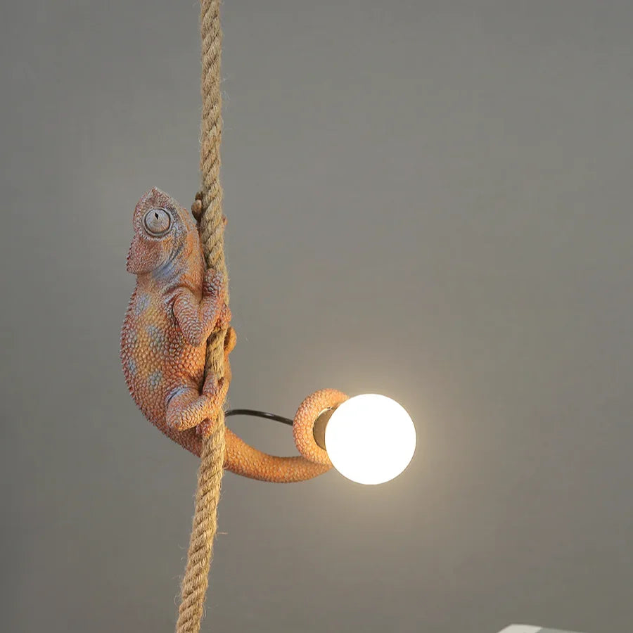 Retro Industrial Monkey Resin Pendant Light - Creative Chameleon Animal Hanging Lamp
