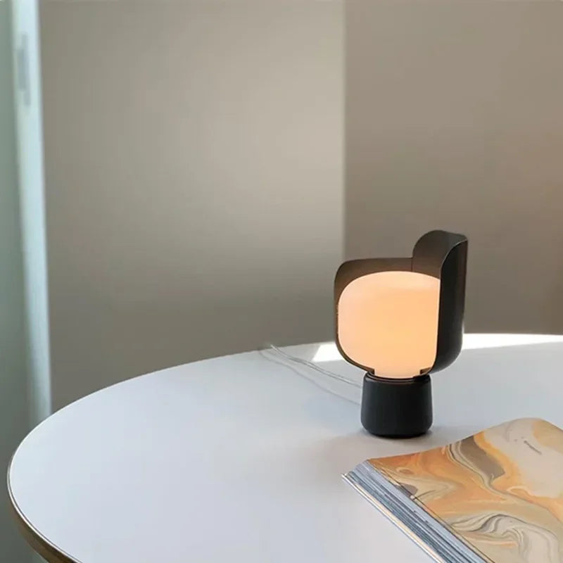 Italian Designer Creative Personality Rotating Petal Table Lamp Living Room Bedroom Desk Children's Room Decorative Table Lamp