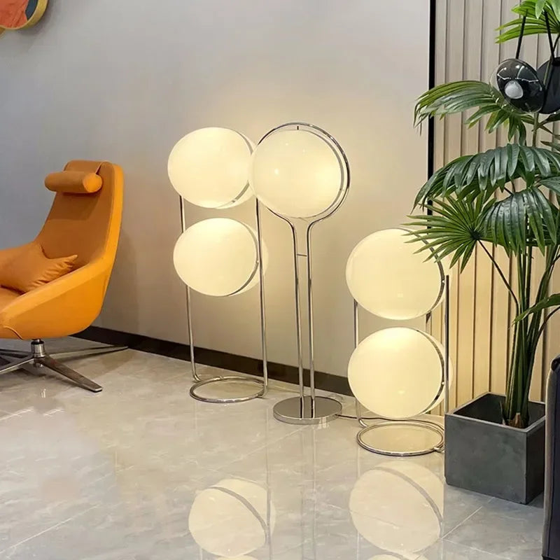 Nordic Designer Acrylic Ball Floor Lamp Electroplated Chrome Living Room Corner Atmosphere Reading Light LED Standing Lighting