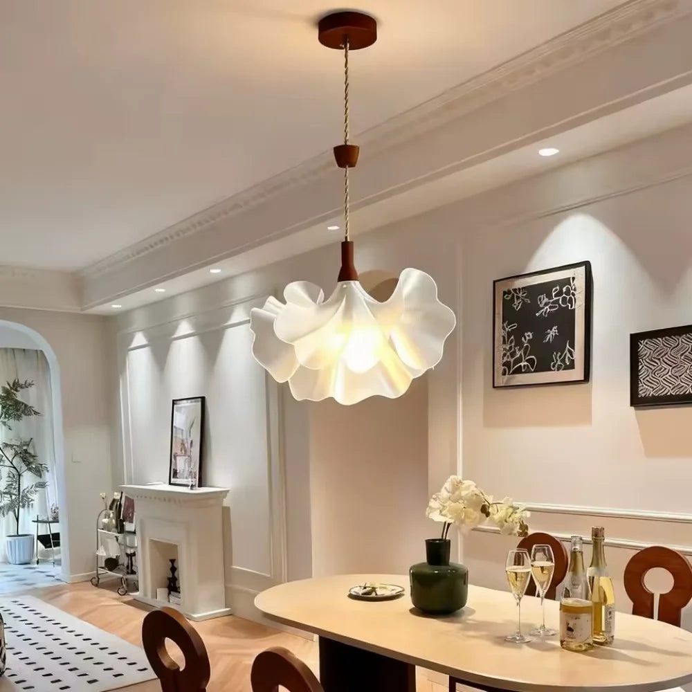 Acrylic Petal Pendant Light Retro Japanese Style Creative Romantic Restaurant Light Antique Simple Pendant Lamp For Living Room