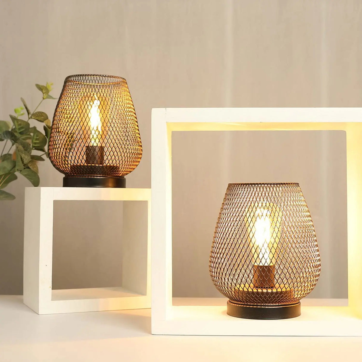 Set of 2 Bedside Lamps Battery Powered, Table Lamp 17cm High Vintage Cage Battery lamp for Living Room Bedroom Home