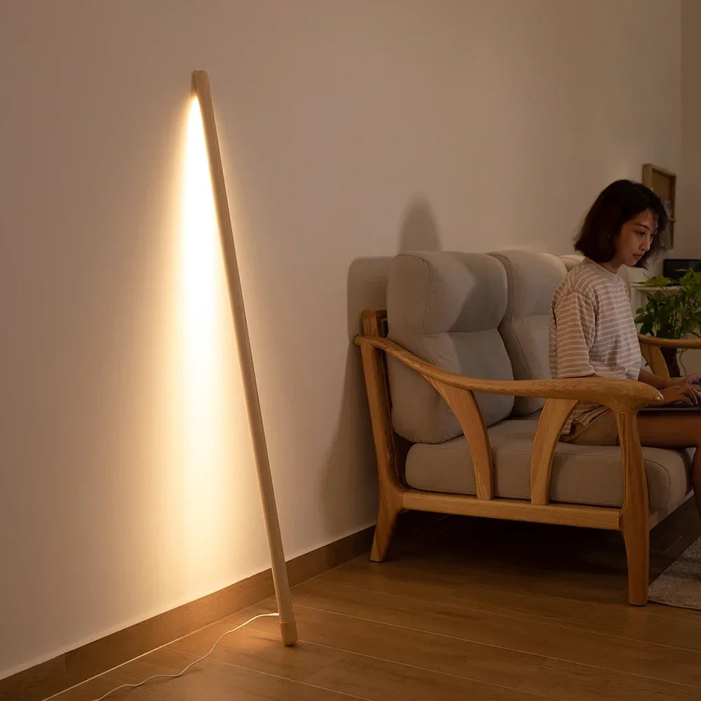 Nordic Designer Light Luxury Ins Celebrity Solid Wood Floor Light Projection Floodlight Simple Bedroom Living Room Wall Lamp LED