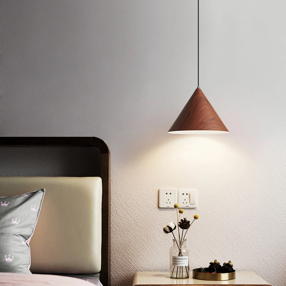 Nordic Wood Pendant Lights Modern Hanging Lamp Shade Kitchen Living Room Indoor Lighting Fixtures E27 Loft Vintage Chandelier