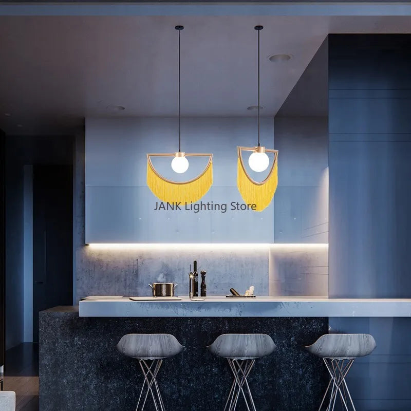 Nordic Tassel Glass Ball Chandelier Simple and Creative Suspension Lamp Girl Bedroom Bedside Bar Restaurant ETC LED Decors Lights