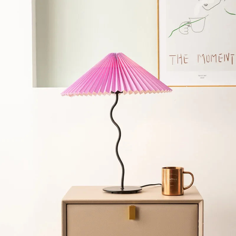 Table Lamp Ins Retro Pleated Umbrella Nordic Medieval Korean Master Bedroom Bedside Lamp Swing Iron Art Drop Shipping