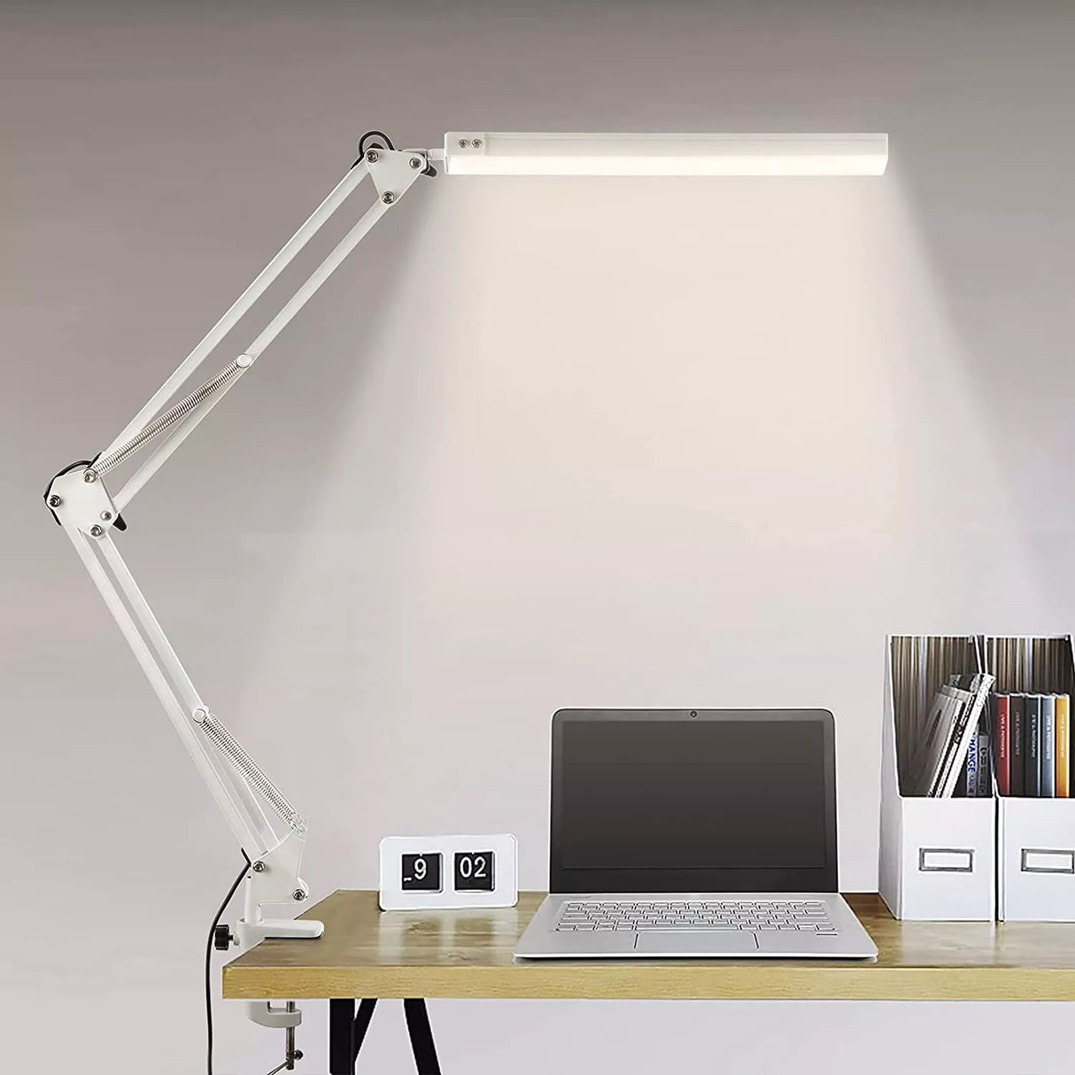 LED Desk Lamp With Clip, Desk Lamp With Eye Care, Office Light With Adjustable Brightness 3 Lighting Modes, 10 Brightness