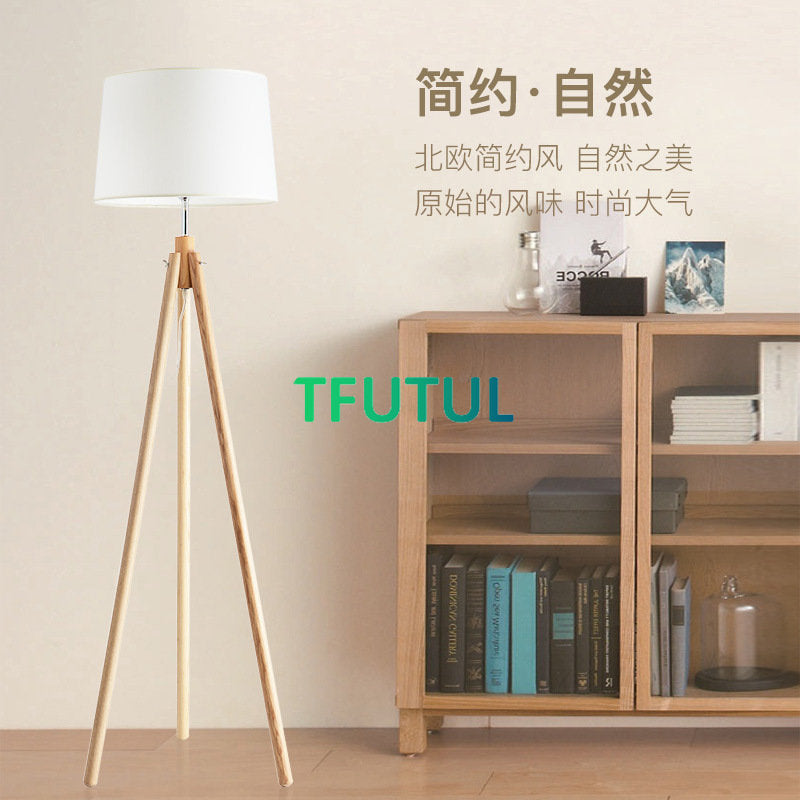 Scandinavian Solid Wood Floor Lamp Living Room Sofa Standing Lamps Creative Tripod Bedroom Vertical Table Lights Home Deco