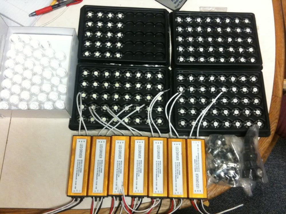 1PCS 1W 3W High Power LED Chip light PCB emitter Cool White Warm White Red Green Blue with 20MM Star PCB