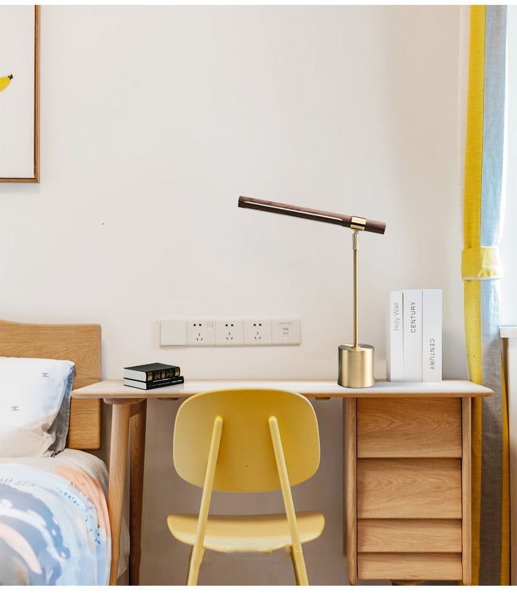 Modern LED Wood Grain Table Lamp Creative Nordic Bedroom Study Computer Table Bedside Copper Lamp Luxury Model Room Home Decoration