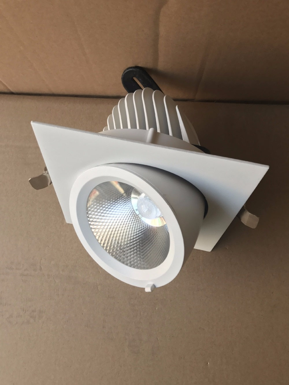 Rotate 360 degrees dimmable COB LED Ceiling light round high 20W 30W COB grille brushed White round LED Ceiling downlight