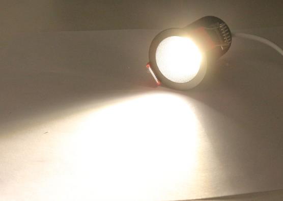 LED ceiling COB Downlight Dimmable ac110-240V 5W 7w 9W Recessed Led ceiling lamp Spot light Bulbs Indoor Lighting