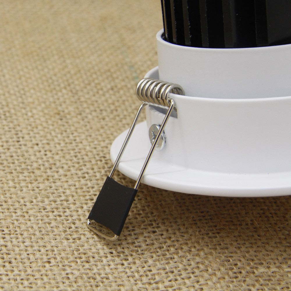 The new Super Bright Recessed LED Dimmable Downlight COB 5W 7W 9W 12W LED Spot light LED decoration Ceiling Lamp AC 110V 220V