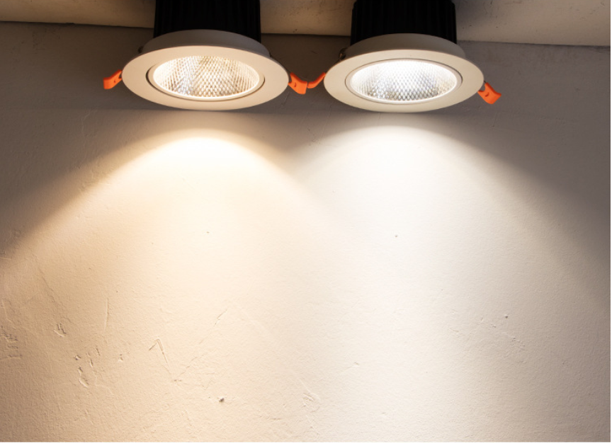 LED Angle Adjustable Recessed Downlight Dimmable 5W 7W 9W 12W 15W 18W Epistar COB Chip Ceiling Spot Lamp with 110/220V Driver