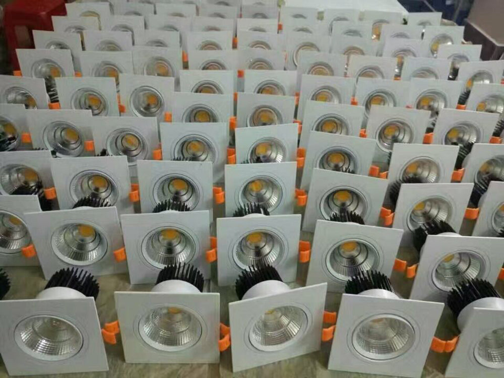 Ceiling Lamp 7W 9W 12W AC110V 220V LED Spot light Recessed decoration LED Dimmable Bright Square Downlight