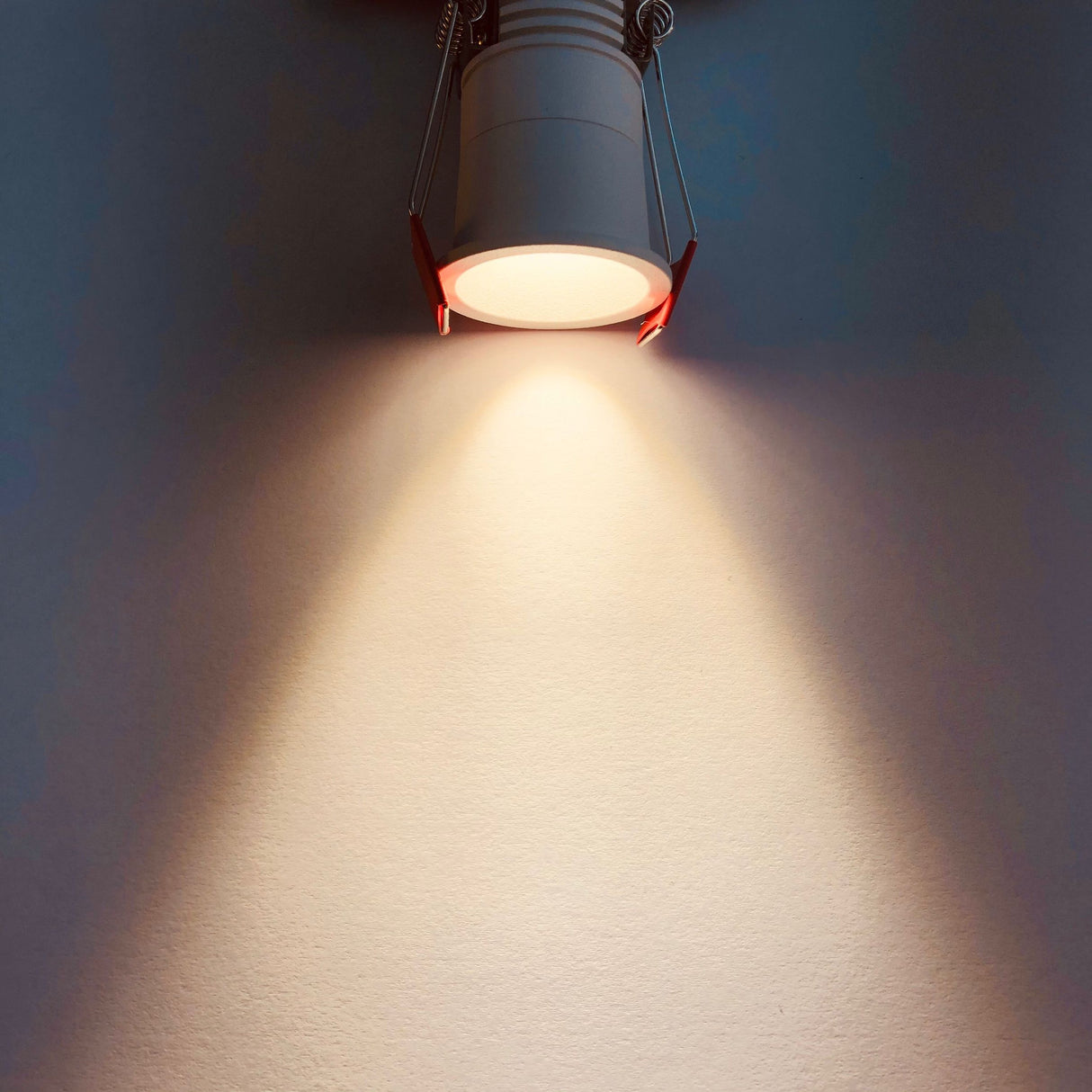 High Power 5W 7W COB LED Downlight Mini LED Spotlight LED Downlight Ceiling Lamps Corridor Ceiling Spot Bulb Lamps Dimmable