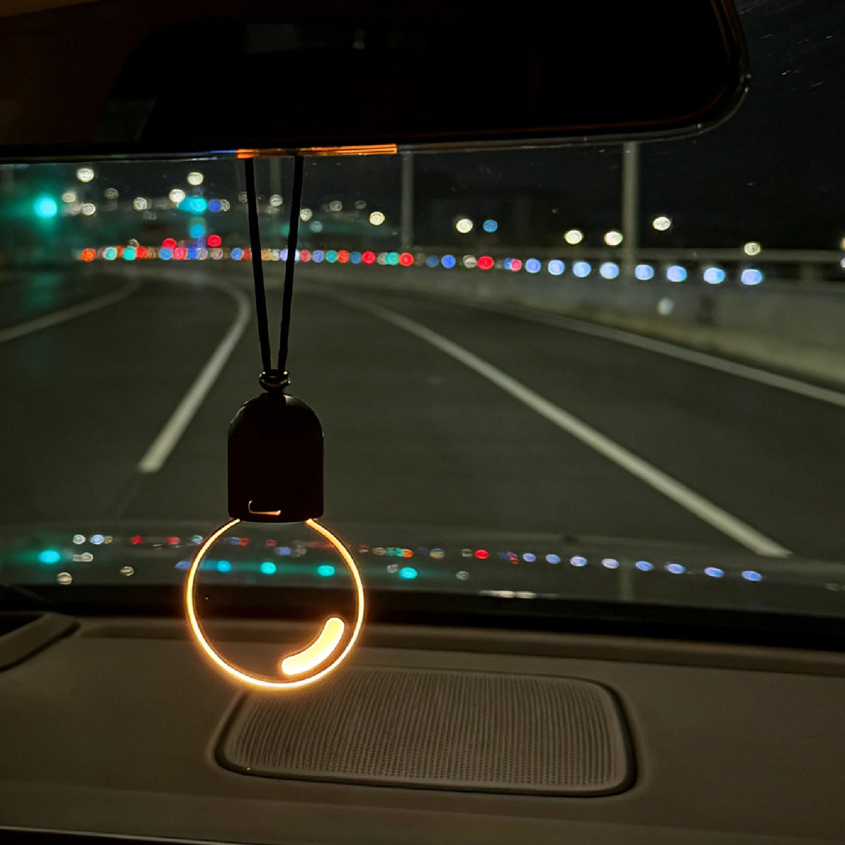 Bulb Car Charm Creative LED Car Interior Pendant Light Mini Hanging Ambient Light Auto Rearview Mirror Decor Lamp USB Charging