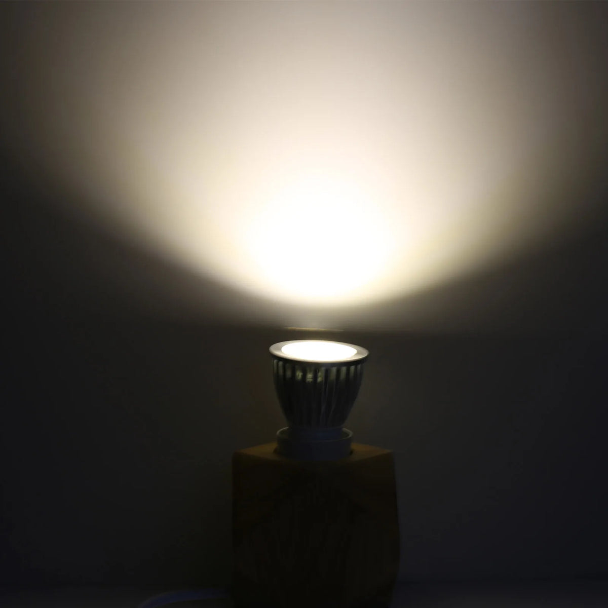 High-Power Dimmable COB LED Spotlight Bulb (6W/9W/12W) - GU5.3 GU10 E27 E14 E12 Base Lamp (Warm/Neutral/Cool White)