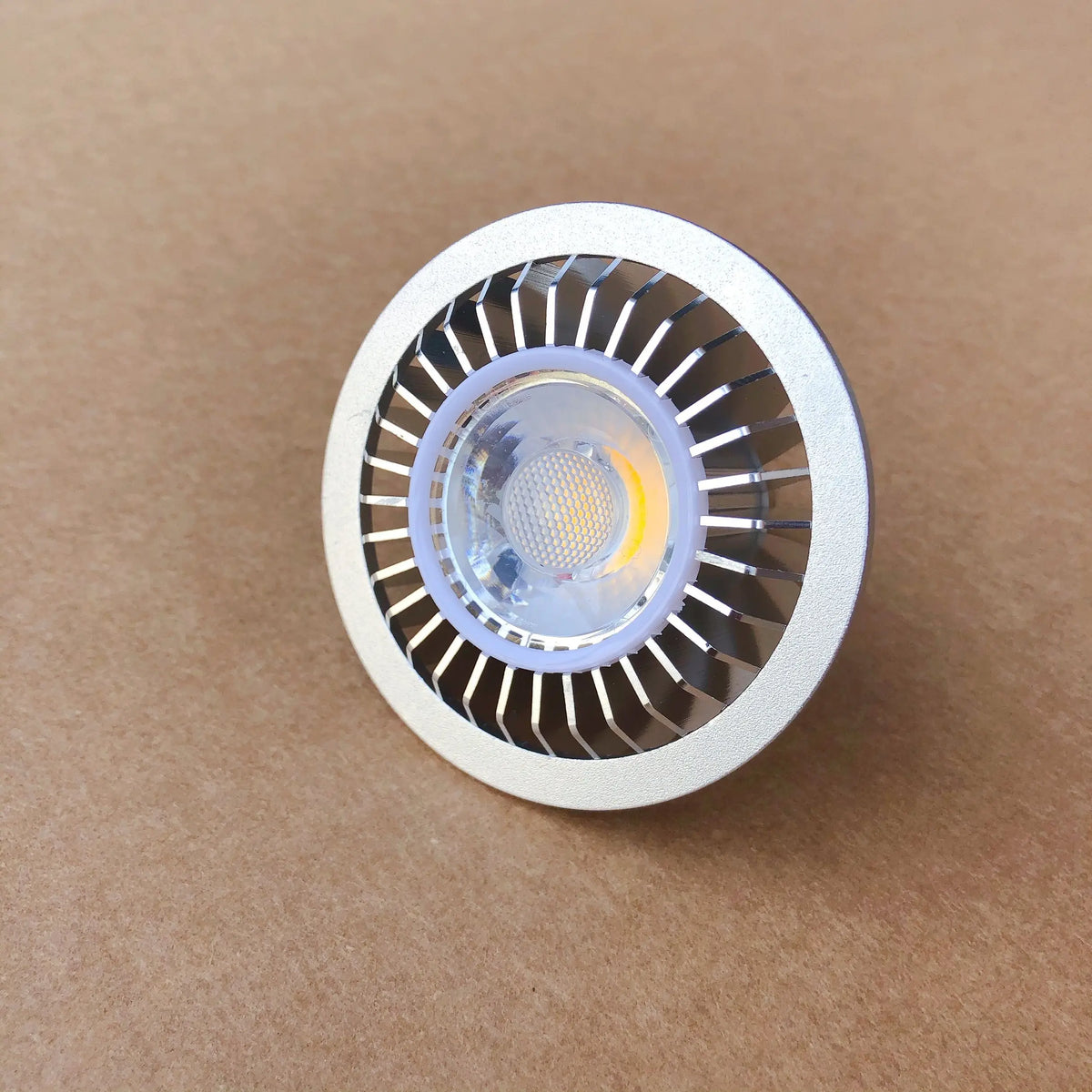 High Power 7W AR70 B15D LED Spotlight B15 Dimmable AC85-265V/DC12V Home/Commercial Lighting BA15D GU10 AR70 Bulb Lamps