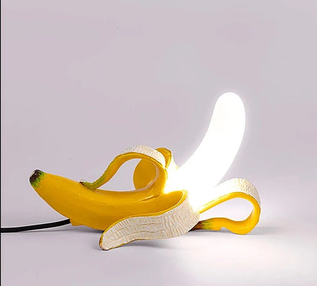 Resin Banana Table Lamps Living Room Bedroom Bedside Lamp Led Glass Night light Bar Desk Light art Home Decors Luminaria
