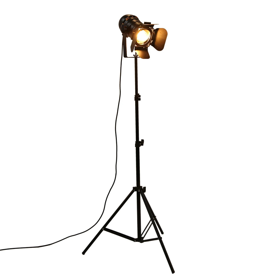 Industrial Retro Tripod Floor Lamp - Creative Studio Black Light Stand