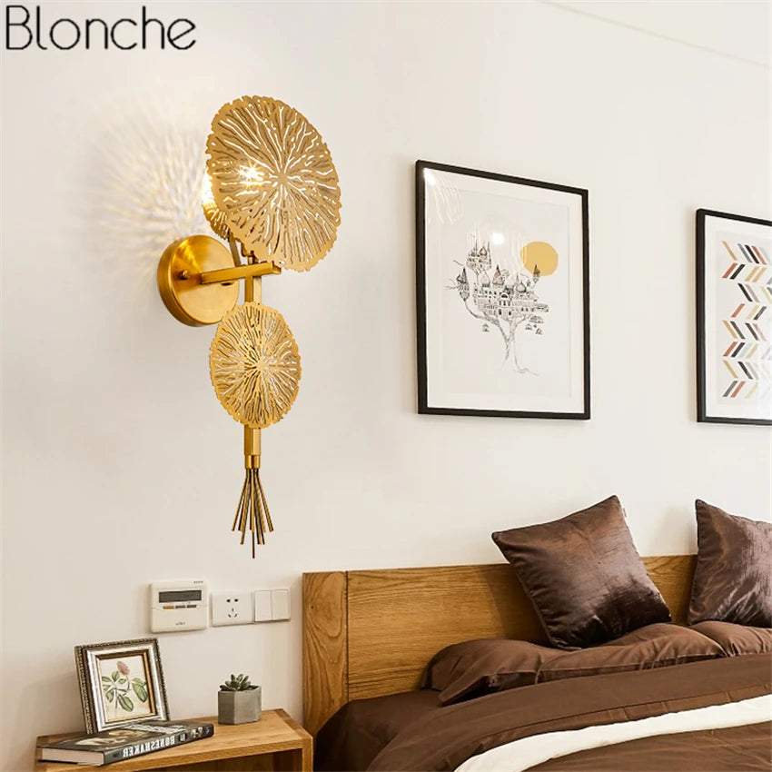Nordic Gold Lotus Leaf Wall Lamp Led Mirror Wall Sconce Light for Bedroom Kitchen Stair Home Fixtures Industrial Decor Luminaire
