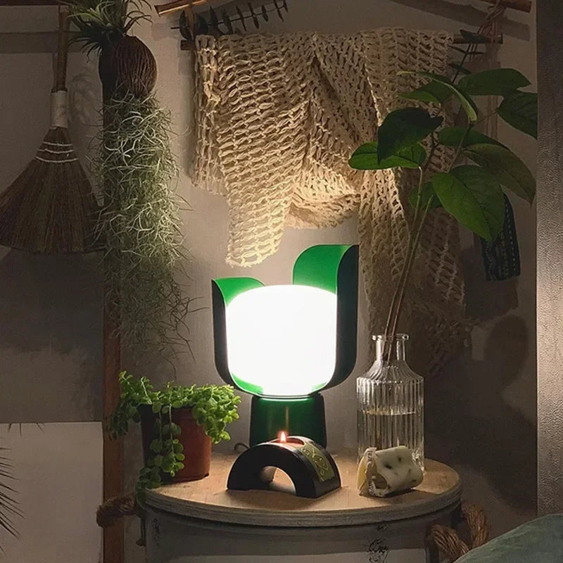 Italian Designer Creative Personality Rotating Petal Table Lamp Living Room Bedroom Desk Children's Room Decorative Table Lamp