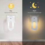 LED Night Light with Dusk-to-Dawn Twilight Sensor (EU/US Plug) - Warm White Energy Saving Plug-In Wall Lamp for Kids Room, Bedroom & Hallway
