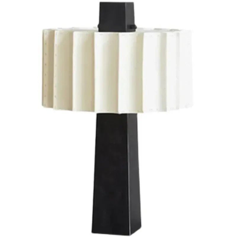 Living Room Table Lamp Designer Scandinavian Minimalist Creative Bedroom Bedside Lamp Study Black Vertical Lamp table light