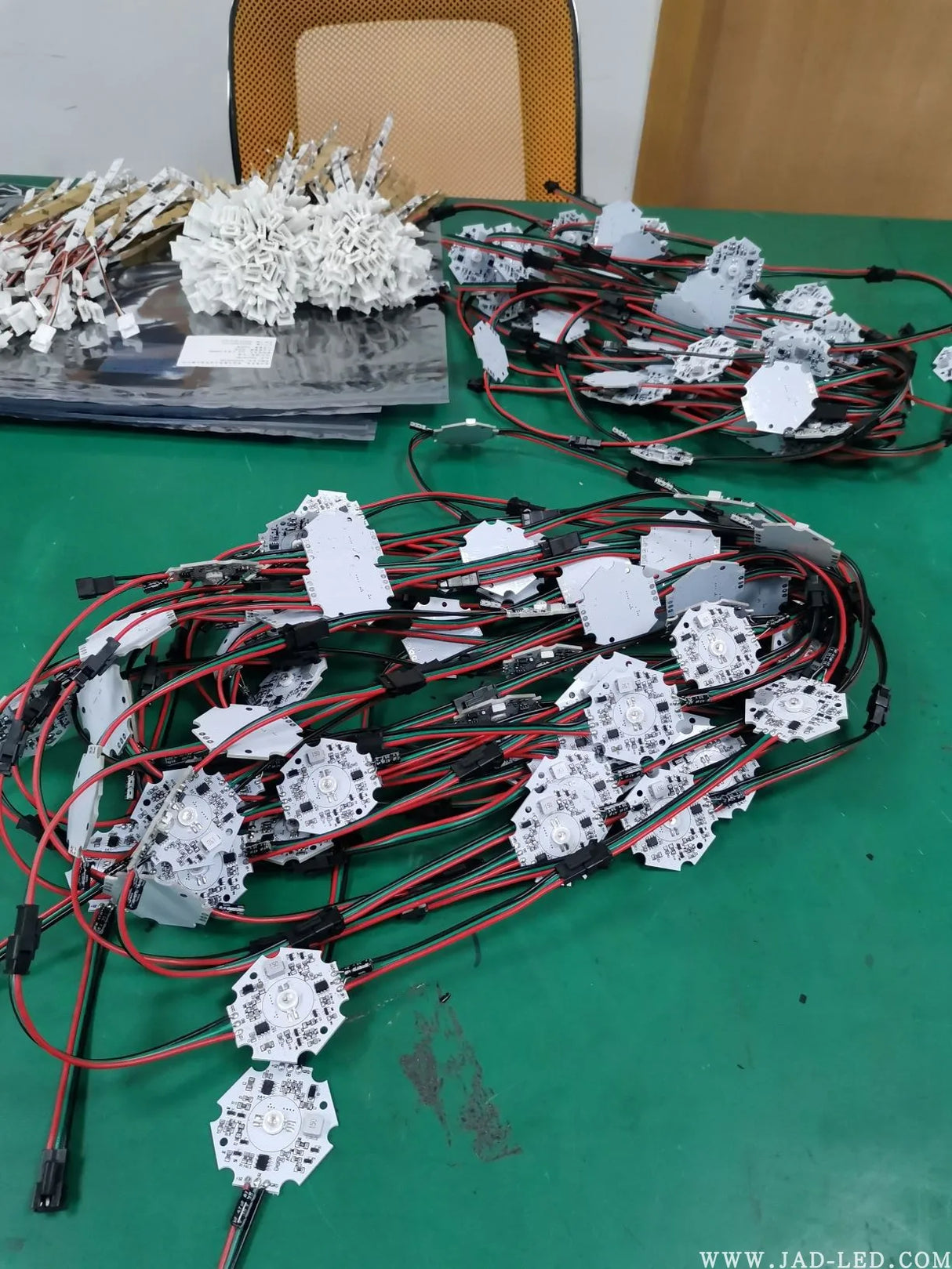 WS2811 High Power 3W/4W RGB & RGBW LED Pixel Module (DC12V) - Addressable Full-Color Driver Engine for Flood Lights