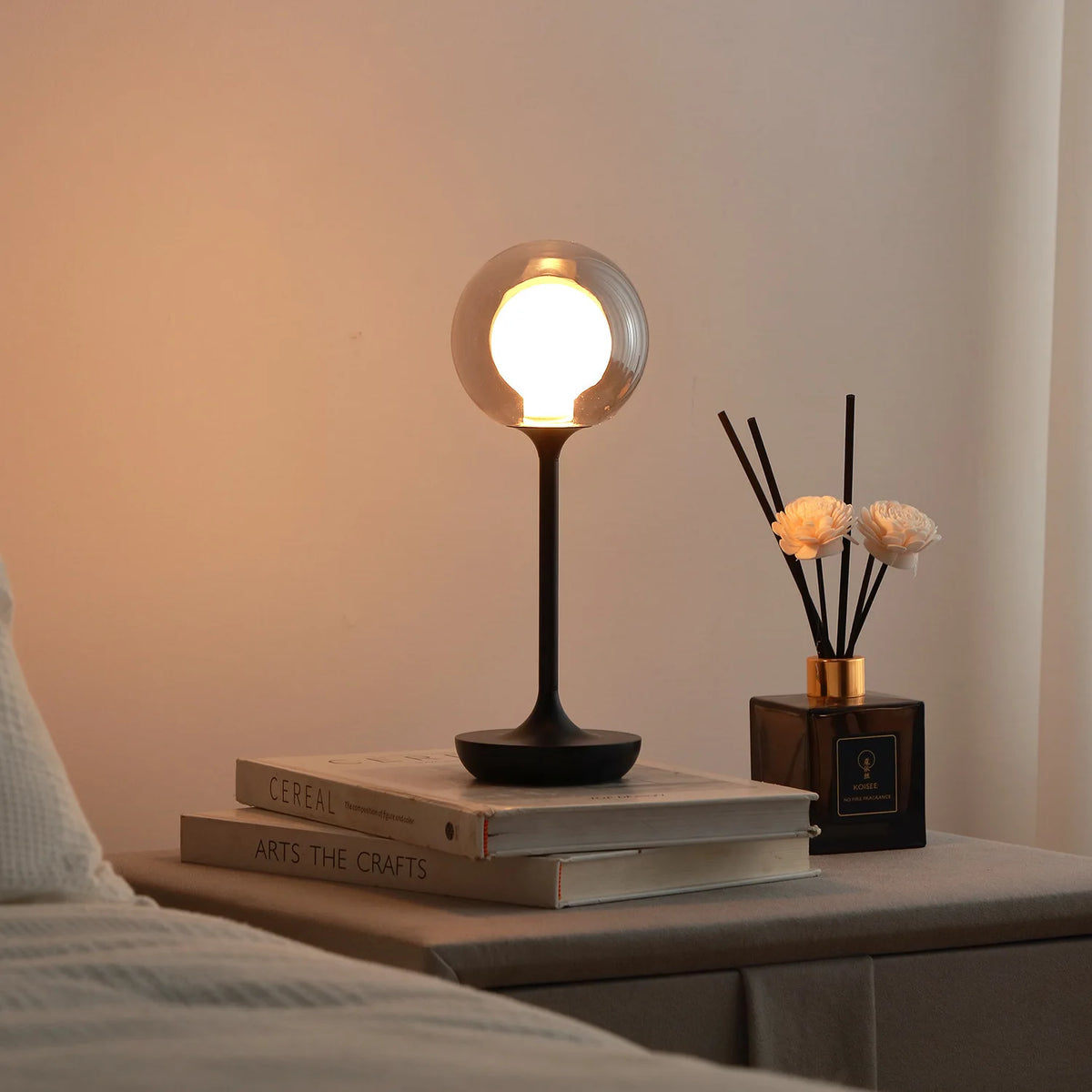 LED Table lamp for Restaurant Bedroom Rechargeable Wireless Touch Lamp Camping Candle Creative Lamp Warm Light Desk Lamp