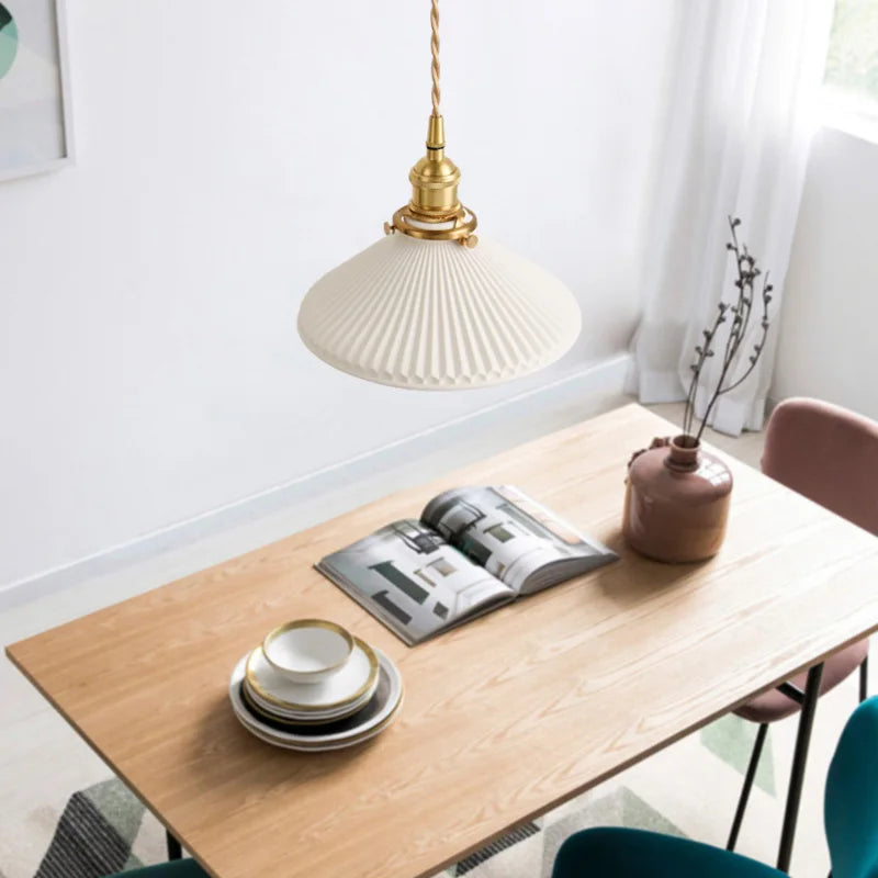 Japanese Ceramic Pendant Light - Nordic Retro Bronze Chandelier for Hotel & Bar