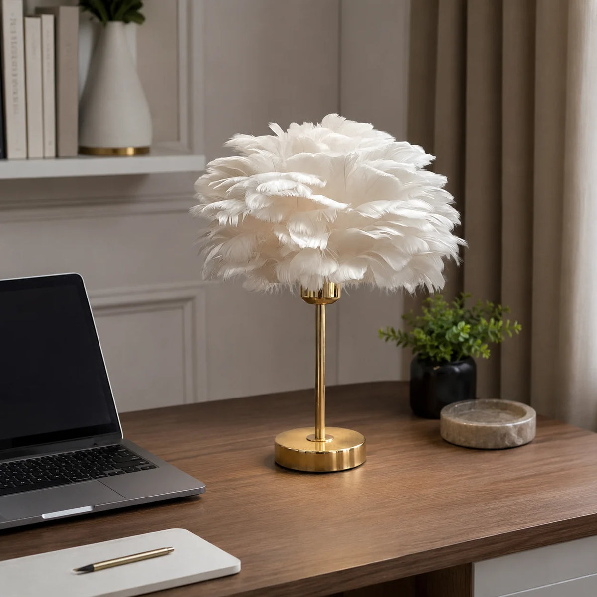 Feather Table Lamp Bedside Lamp for Bedroom Nordic INS Creative Decor Lamp Romantic Warm Night Light