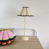 Table Lamp Ins Retro Pleated Umbrella Nordic Medieval Korean Master Bedroom Bedside Lamp Swing Iron Art Drop Shipping