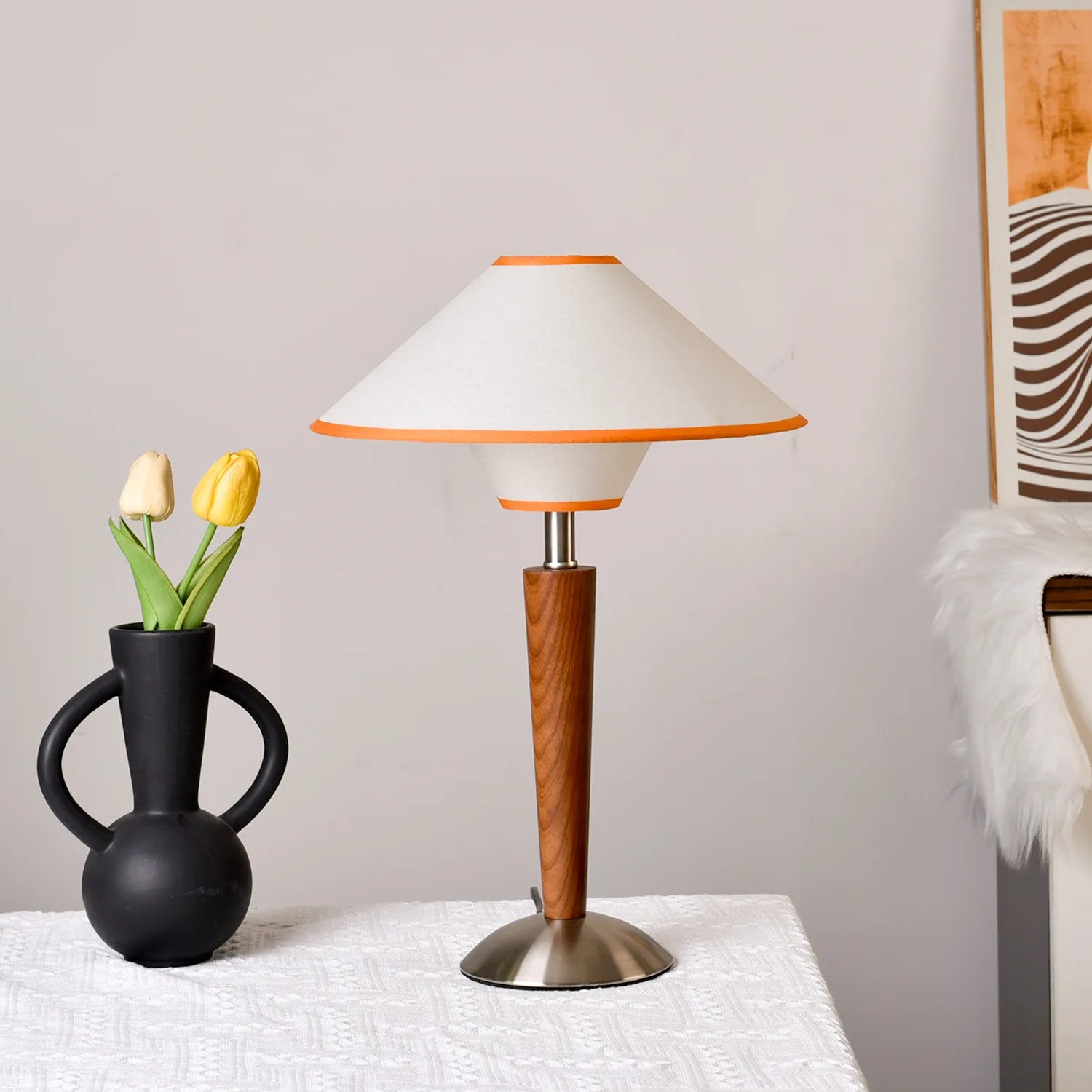 2025 New Design Table Lamp Desk Light E27 Bulb with Wood Bracket Fabric Lampshade