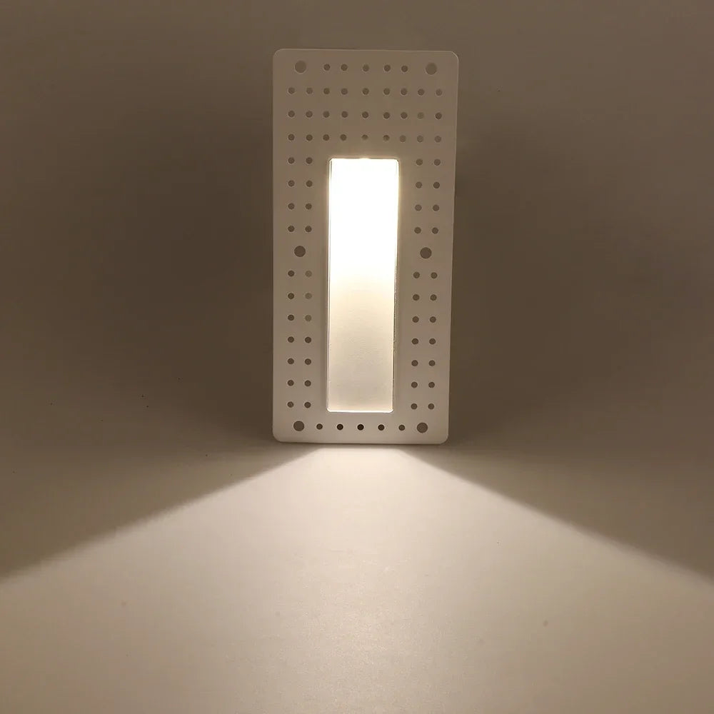 45653307719937|45653307785473|45653307818241