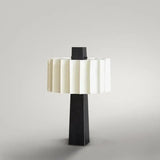 Living Room Table Lamp Designer Scandinavian Minimalist Creative Bedroom Bedside Lamp Study Black Vertical Lamp table light
