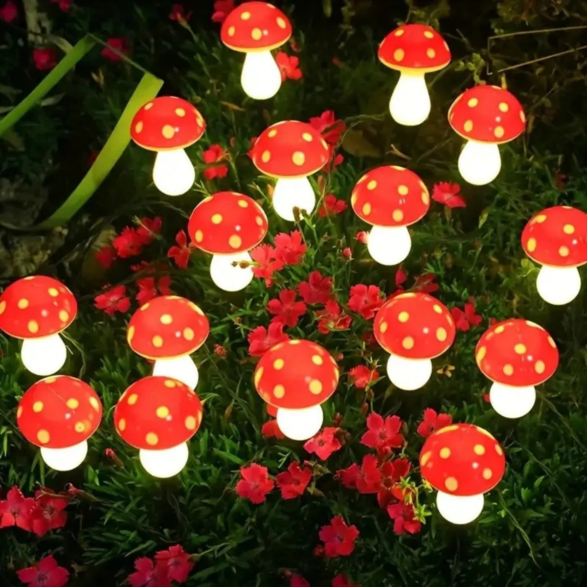 Solar outdoor lights, cute garden mushroom outdoor decorative pile string lights, solar waterproof outdoor lights