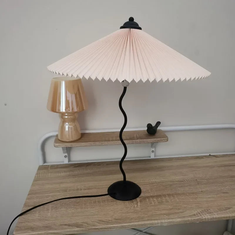 Table Lamp Ins Retro Pleated Umbrella Nordic Medieval Korean Master Bedroom Bedside Lamp Swing Iron Art Drop Shipping
