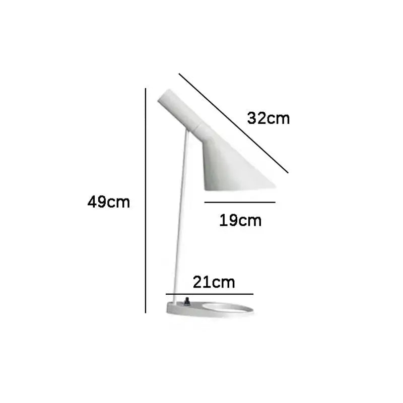 Nordic Design Table Lamps for Living Room Metal Loft Decor Standing Lights Bedroom Bedside Lamp LED Desk Light E27 Bulb Lighting