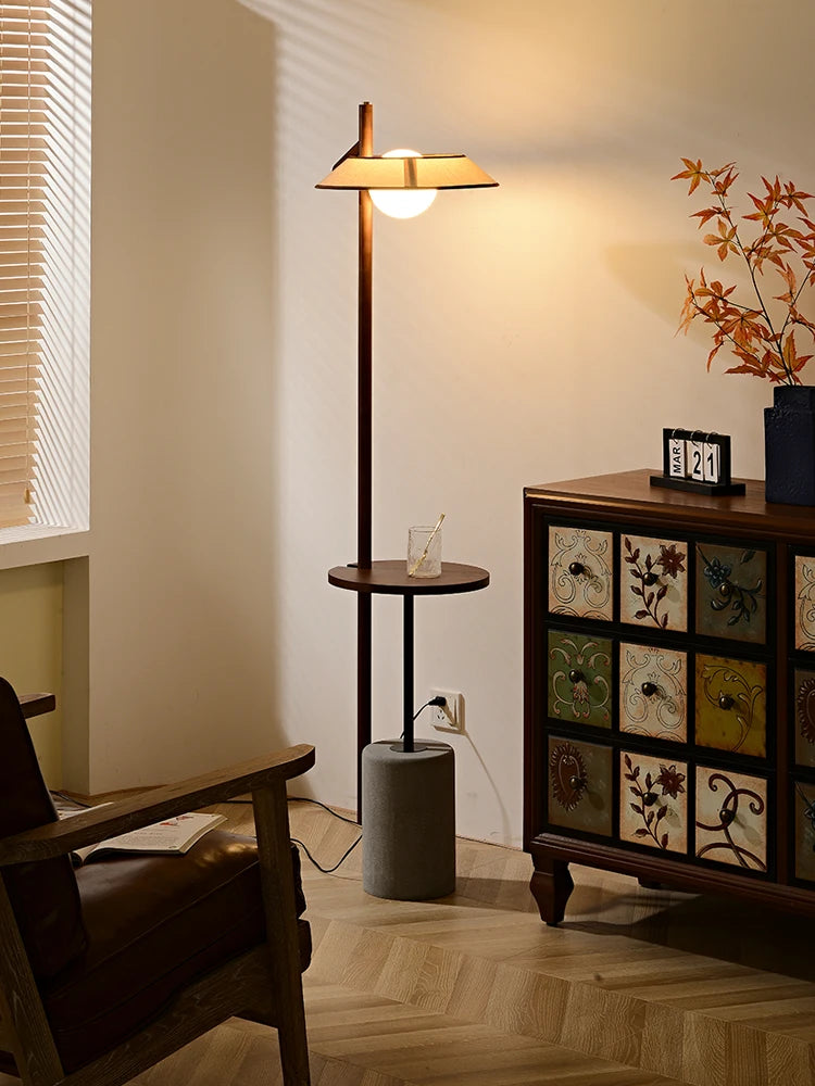 French Retro Wooden Floor Lamp Living Room Shelf Lamp Quiet And Stylish Bedroom Bedside Lights Room Decoration Table Light LED