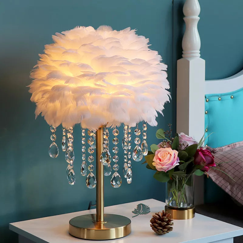 Nordic Feather Crystal Table Lamp Bedroom Ins Girl Warm Bedside Lamp Creative Luxury Romantic Feather Lamp