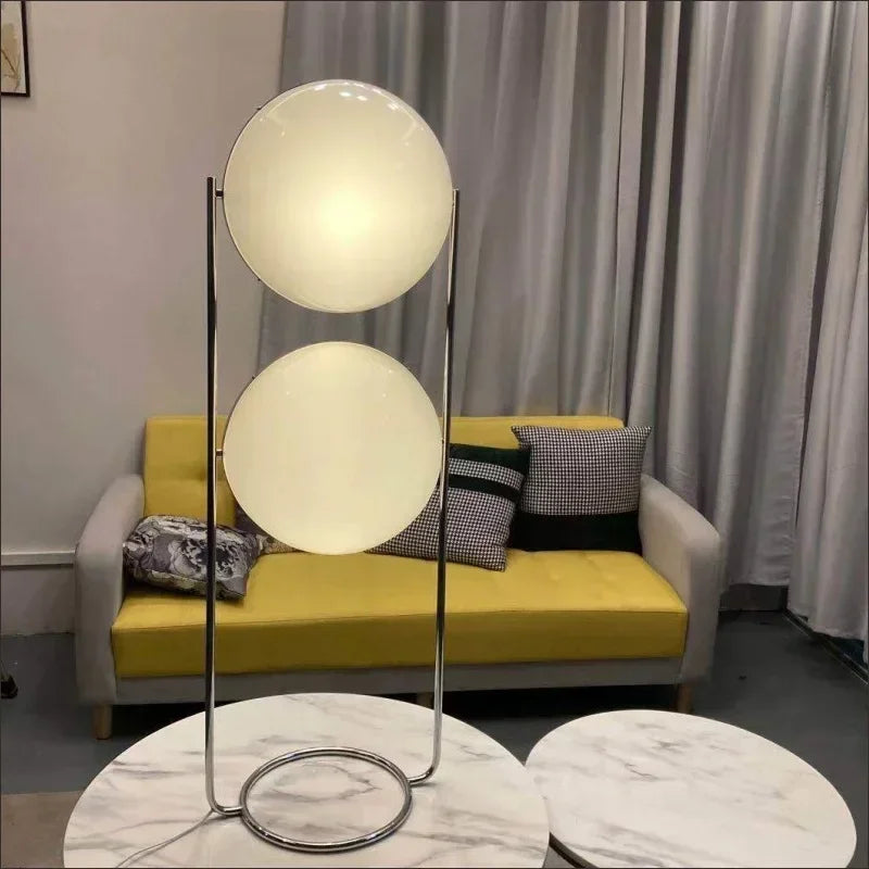 Pierre Garrault Desk Lamp LED Metal Chrome Light Living Room Hotel Room White Acrylic Ball Lights Home Art Deco Art Work Light