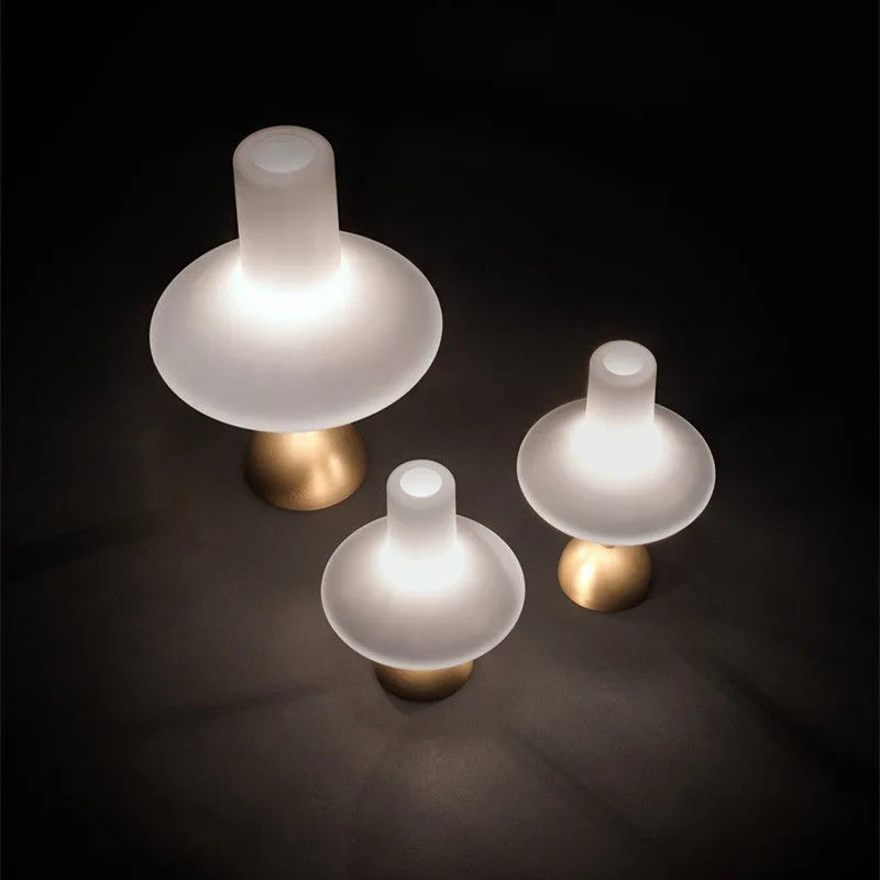 Modern Glass Hat Table Lamp Bedroom Bedside Living Room Study Office Hotel Designer Creativity Touch Charging Night Desk Lights
