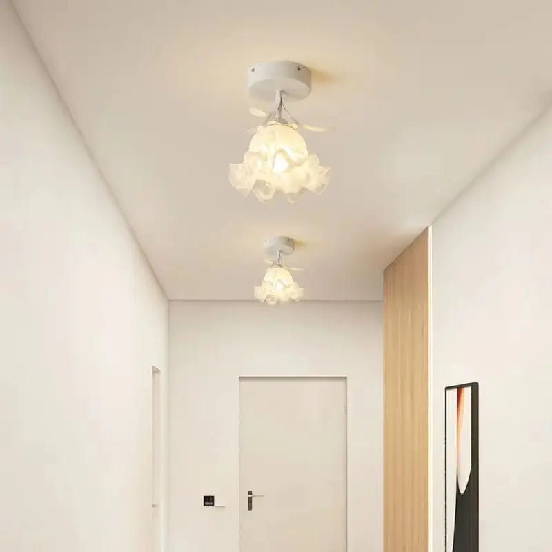 French Cream Flower Bedroom Bedside Wall Lamp Warm Rural Decorative Lights for Living Room Background Aisle Stairway Sconces