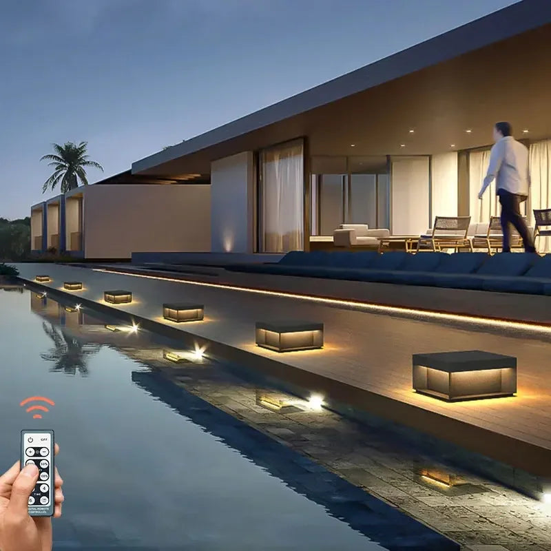 Modern 2025 LED Courtyard Light Outdoor Pillar Top Waterproof Street Light Fence Cap Door Post Landscape Facade