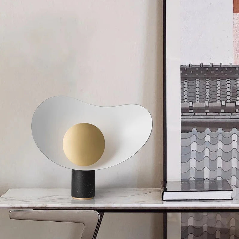 Postmodern Nordic Creative Marble Table Lamp Designer Showroom Living Room Bedroom Study American Decorative Table Lamp