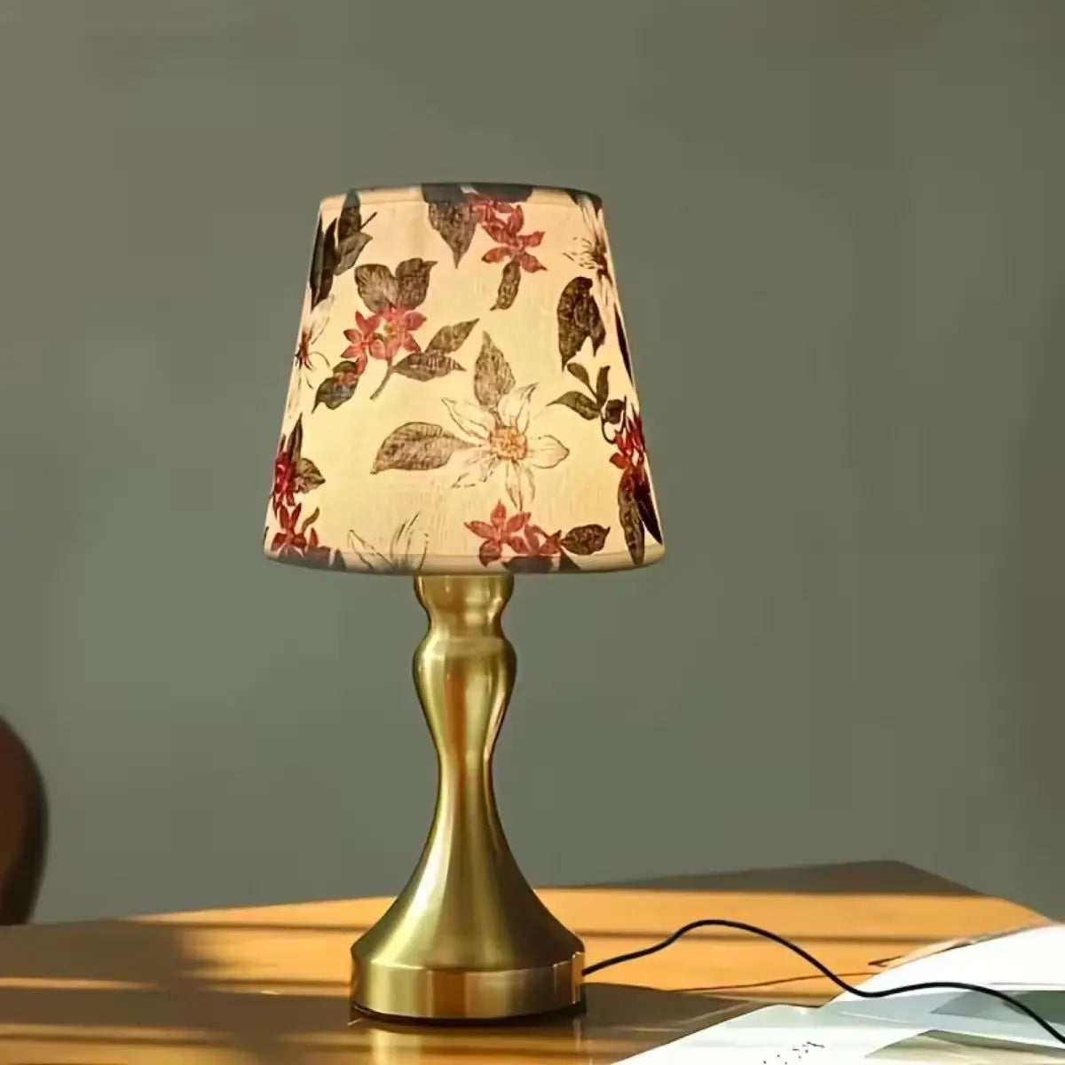 Nordic retro style desk lamp with fabric lampshade - USB powered dimmable night light, perfect for bedroom, study, and home deco