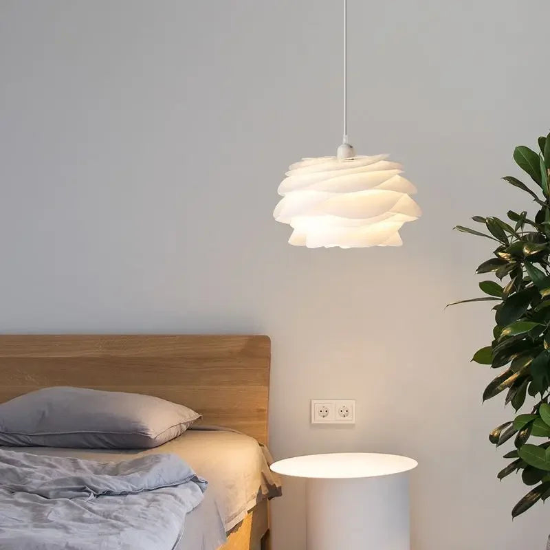 Danish Designer White Rose Ceiling Pendant Light for Living Room Kitchen Island Romantic Restaurant Acrylic Petal Suspension