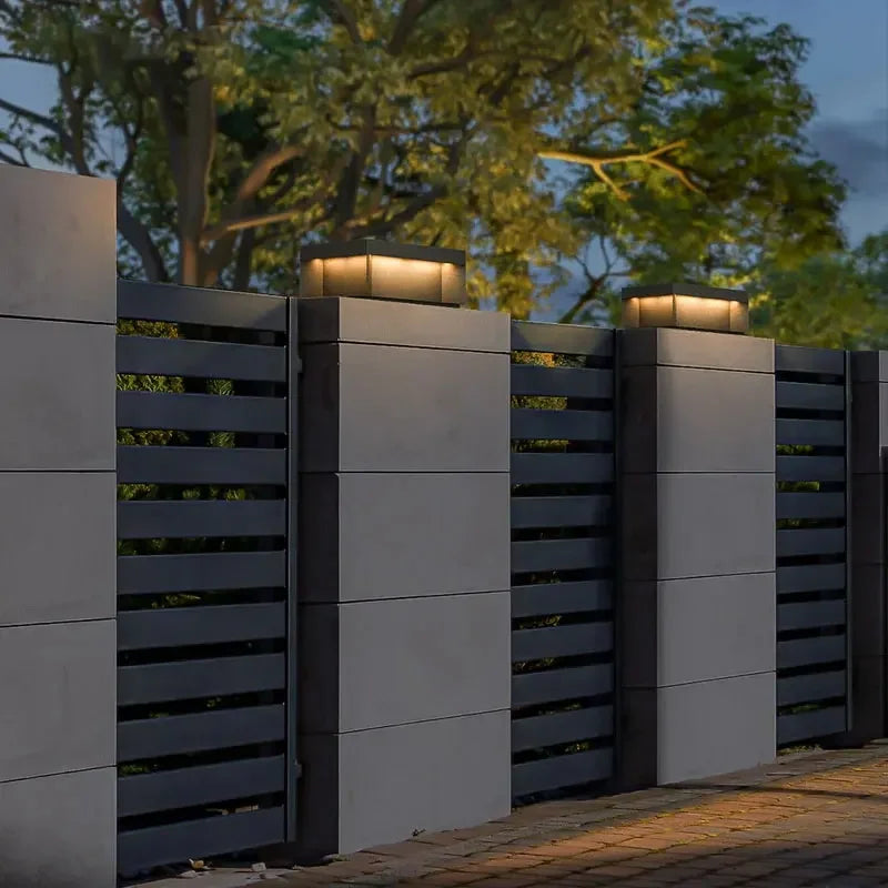 Modern 2025 LED Courtyard Light Outdoor Pillar Top Waterproof Street Light Fence Cap Door Post Landscape Facade