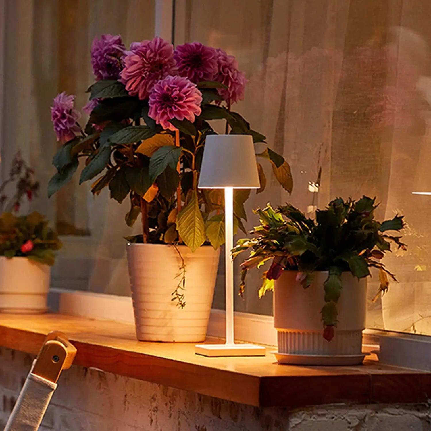 LED Table Lamp Portable touch Desk Lamp Rechargeable Vintage Lamp for Restaurant Bedroom Bars Camping Coffee Shop Night Light